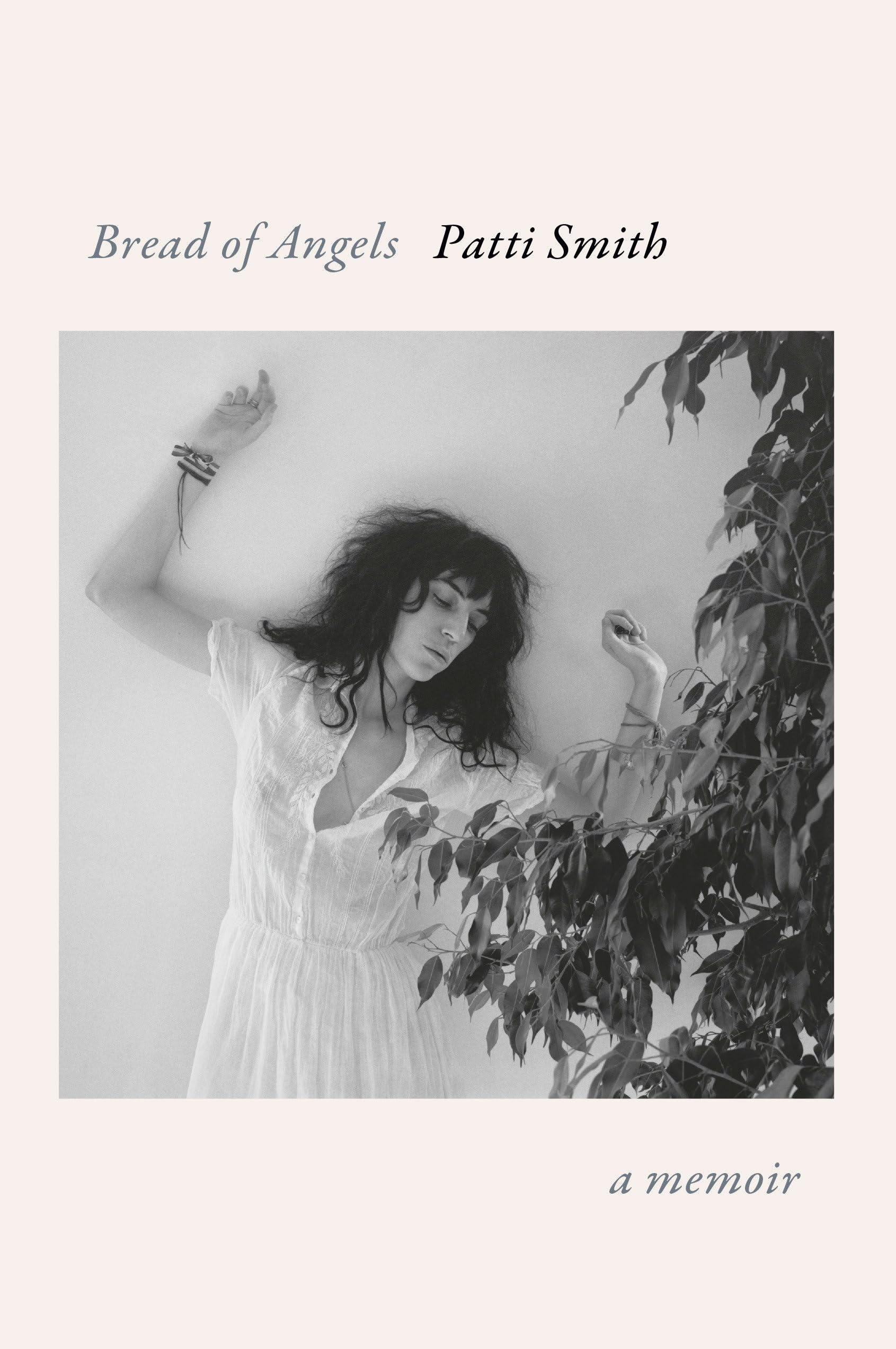 Amazon | Bread of Angels: A Memoir | Smith, Patti | Rock